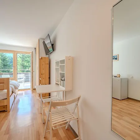 Alexandra 120 By Vacations, Renoviertes Mit Bergblick & Parking Im Zentrum * Arosa