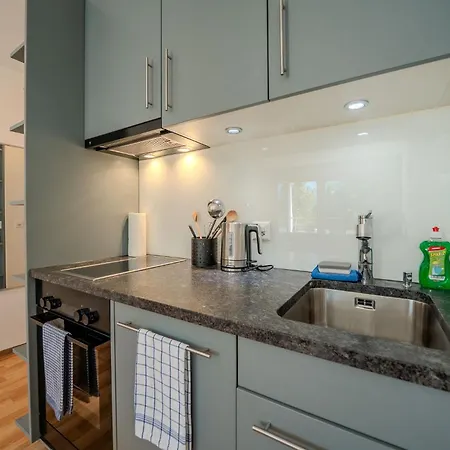 Apartamento Alexandra 120 By Vacations, Renoviertes Mit Bergblick & Parking Im Zentrum
