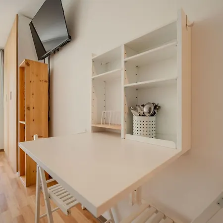 Alexandra 120 By Vacations, Renoviertes Mit Bergblick & Parking Im Zentrum ארוזה