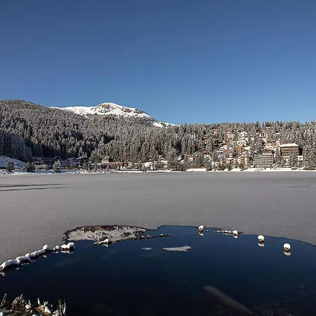 Apartamento Alexandra 120 By Vacations, Renoviertes Mit Bergblick & Parking Im Zentrum Arosa