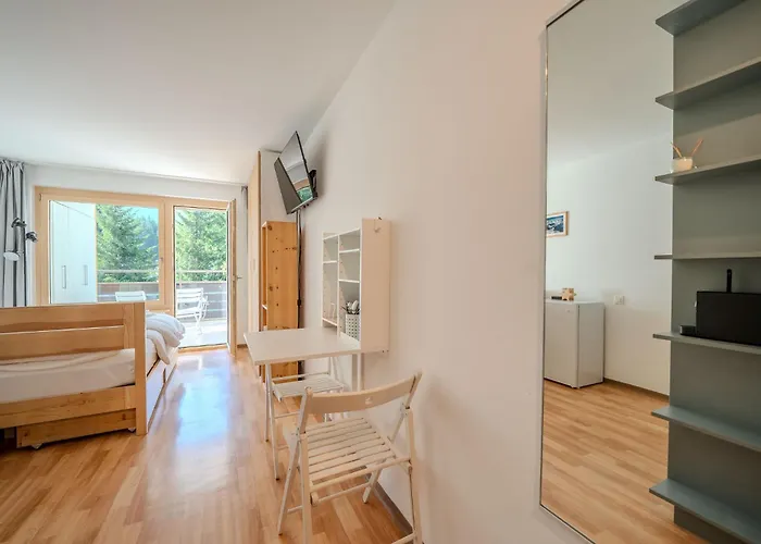 Alexandra 120 By Vacations, Renoviertes Mit Bergblick & Parking Im Zentrum * Ароза