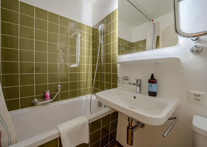 公寓 Alexandra 120 By Vacations, Renoviertes Mit Bergblick & Parking Im Zentrum *