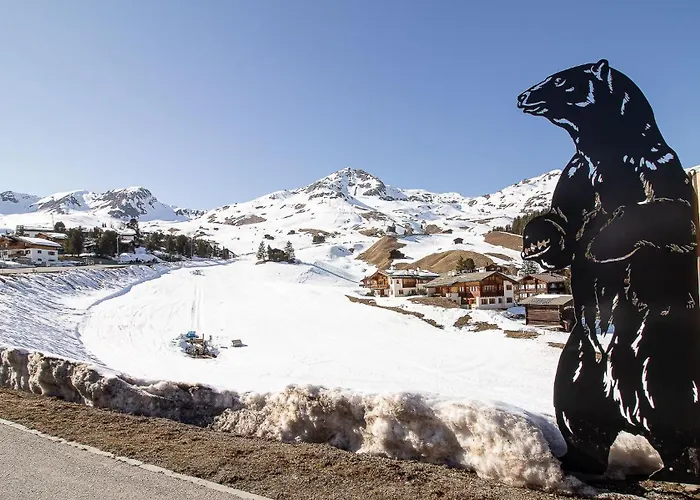 Alexandra 120 By Vacations, Renoviertes Mit Bergblick & Parking Im Zentrum Апартаменти *