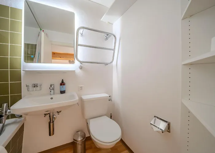 Alexandra 120 By Vacations, Renoviertes Mit Bergblick & Parking Im Zentrum 公寓 阿罗萨