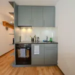 Alexandra 120 By Vacations, Renoviertes Mit Bergblick & Parking Im Zentrum شقة أروسا
