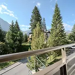 Alexandra 120 By Vacations, Renoviertes Mit Bergblick & Parking Im Zentrum شقة أروسا